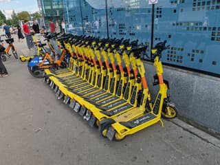 Scooters Return to St. Petersburg: Kicksharing Services Reach Agreement with Authorities