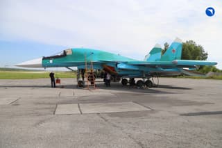 Третью партию новых бомбардировщиков Су-34 построили для ВКС России в 2025 году