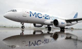 На самолётах МС-21 и SJ-100 установят бронированные двери