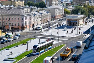 First Tram Line Without Overhead Contact System Opens in Moscow