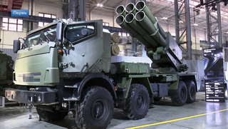 Sarma MLRS based on KAMAZ-63501 chassis was presented at the exposition of the Motovilikhinskiye Zavody enterprise during Vladimir Putin's visit