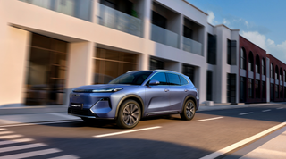 Первый белорусский гибрид BELGEE X80 PHEV представили в Минске