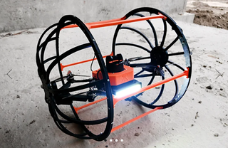 Cuadricóptero con inteligencia artificial "Kvadriga" presentado por "RosStroyControl"