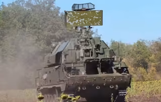 La defensa antiaérea "Tor-M2" "alcanzó" un Switchblade 600 a una altura de 200 m