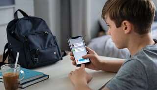Ministry of Internal Affairs: Schoolchildren on dating services are increasingly becoming victims of scammers