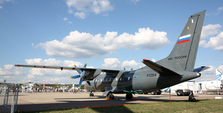 Иран вывел на испытания модернизированный самолёт Ан-140 Simorgh