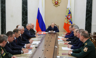 "Putin gave no instructions": Peskov spoke about nuclear tests, explaining the president's words