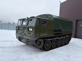 Se vende en Novosibirsk un tractor de artillería ATS-59G para obuses D-20 sin uso