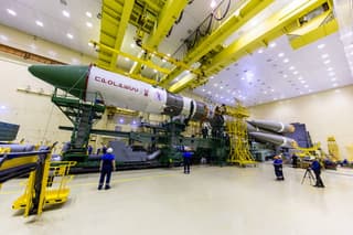 El "Soyuz-2.1a" con el "Progress MS-33" se instaló en la mesa de lanzamiento restaurada de Baikonur antes del lanzamiento del 22 de marzo
