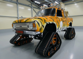 "Tigr" sobre la base de una pickup sovietica: un unico IZH-2715 se vende por casi 7 millones de rublos