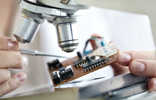 Import substitution for 200 million rubles: Izhevsk Radio Plant launched the production of electronic modules for base stations