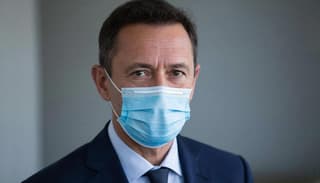 Medicina del futuro: científicos de la Academia de Ciencias de Rusia crean un sensor de grafeno en una mascarilla que detecta enfermedades a través de la respiración