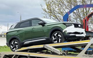 Secret revealed: Lada Azimut in two colors spotted three months before mass production