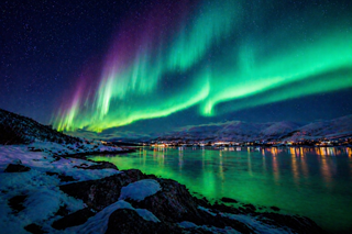 The sky may "flare up" today: Russians told about chances to see aurora borealis on April 25