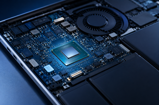 Hybrid processor cooling method invented in Russia