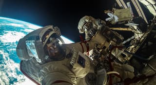 Rare photos from open space shown by cosmonaut Kud-Sverchkov