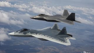 Су-57Э теснит Rafale: Индия может сократить закупку французских истребителей из-за доступа к исходным кодам