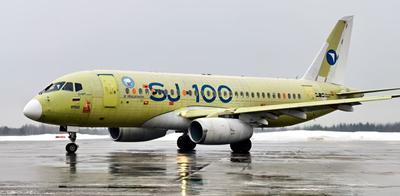 SSJ-100