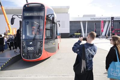tramvay «Sinara 71-233»