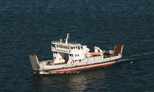Ferry "Olkhonskie Vorota"