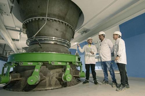 Unidad de bombeo principal del sistema de suministro de agua técnica de la estación