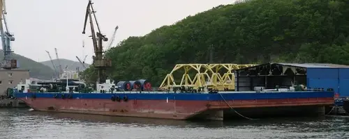 самобалластирующаяся баржа-понтон