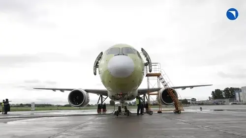 Скоростные рулёжные испытания МС-21