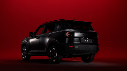 Jetour T1 in matte black body
