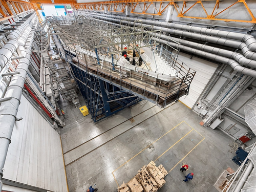 Construcción del casco de un buque en las instalaciones de OSK