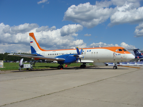 Ил-114