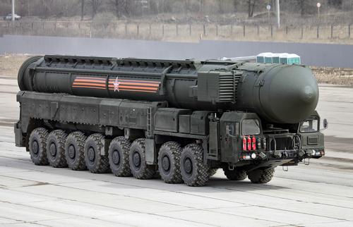&nbsp; Самоходная пусковая установка (СПУ) 15У175М комплекса РС-24 «Ярс»&nbsp;&nbsp;