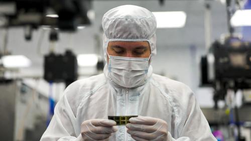 Litógrafo ruso de 130 nm se prepara para pruebas de aceptación