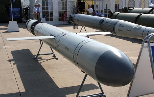 Misil 3M-54E para armar submarinos, diseñado para destruir objetivos terrestres