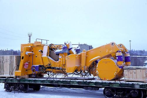 BELAZ-7513T