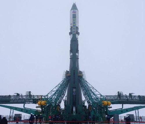 "Soyuz-2.1a" con la nave "Progress MS-30"