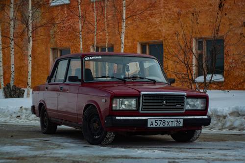 VAZ-2107 "Zhiguli" (Lada-2107)