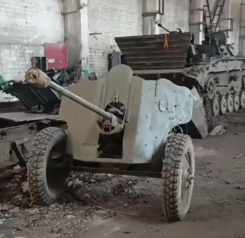 2A42 autocannon on the D-44 gun carriage