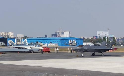 Su-57 and F-35 Fighters