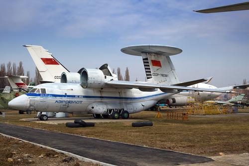 Самолет ДРЛО Ан-71