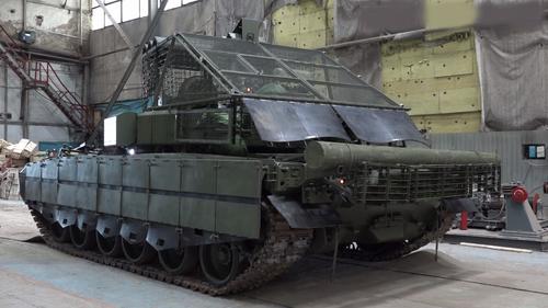 Т-80БВМ с новой антидроновой защитой 