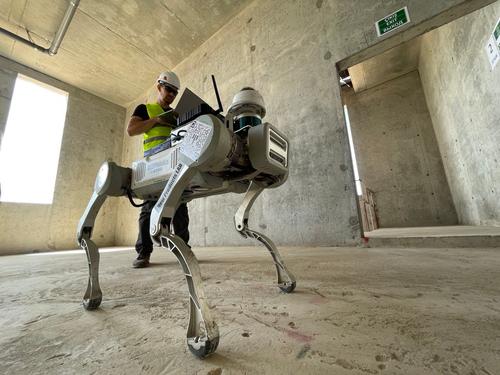 Robo-dog during testing at the construction site of the International Medical Cluster Foundation in Moscow