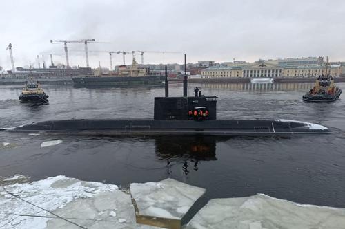 подлодка&nbsp; «Великие Луки» проекта 677 «Лада»