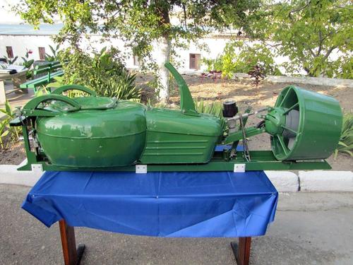 Underwater diver tow tractor "Proteus-1"