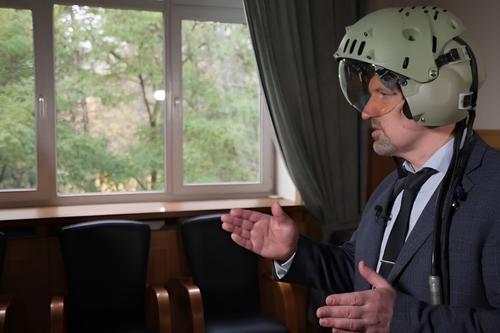 helmet on Su-57 pilots