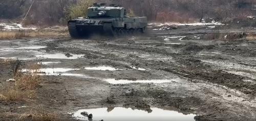 трофейный Leopard-2A4