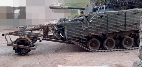 БМП-3 с минным тралом