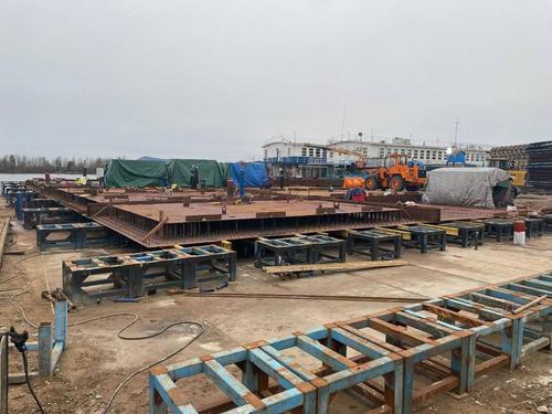 Keel of the floating oil storage facility