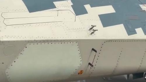 Screws instead of rivets in the design of the Su-57