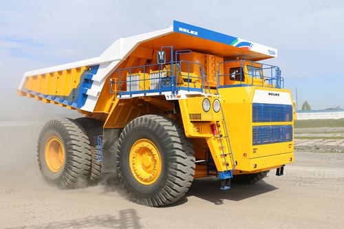 БЕЛАЗ-75304