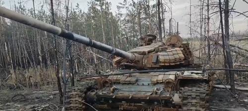 T-72EA tras ser alcanzado por un disparo PG-7VR